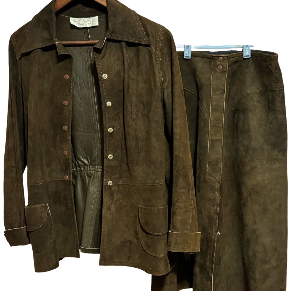 Woman’s two-piece, leather skirt and jacket by HORST Brown suede